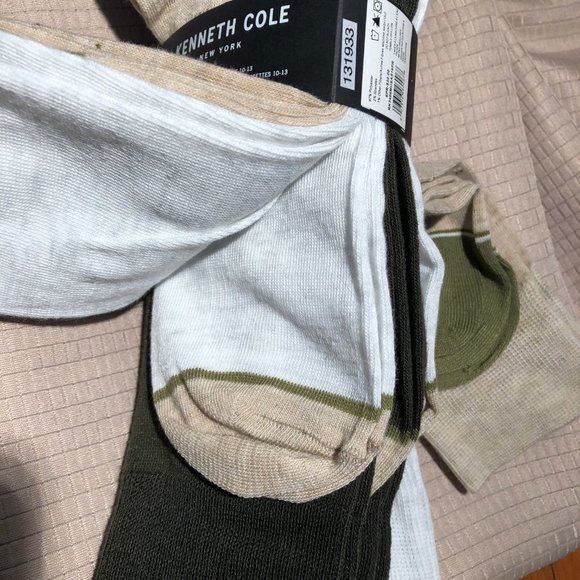 Kenneth Cole Men 6-pair assorted socks - Picture 3 of 5